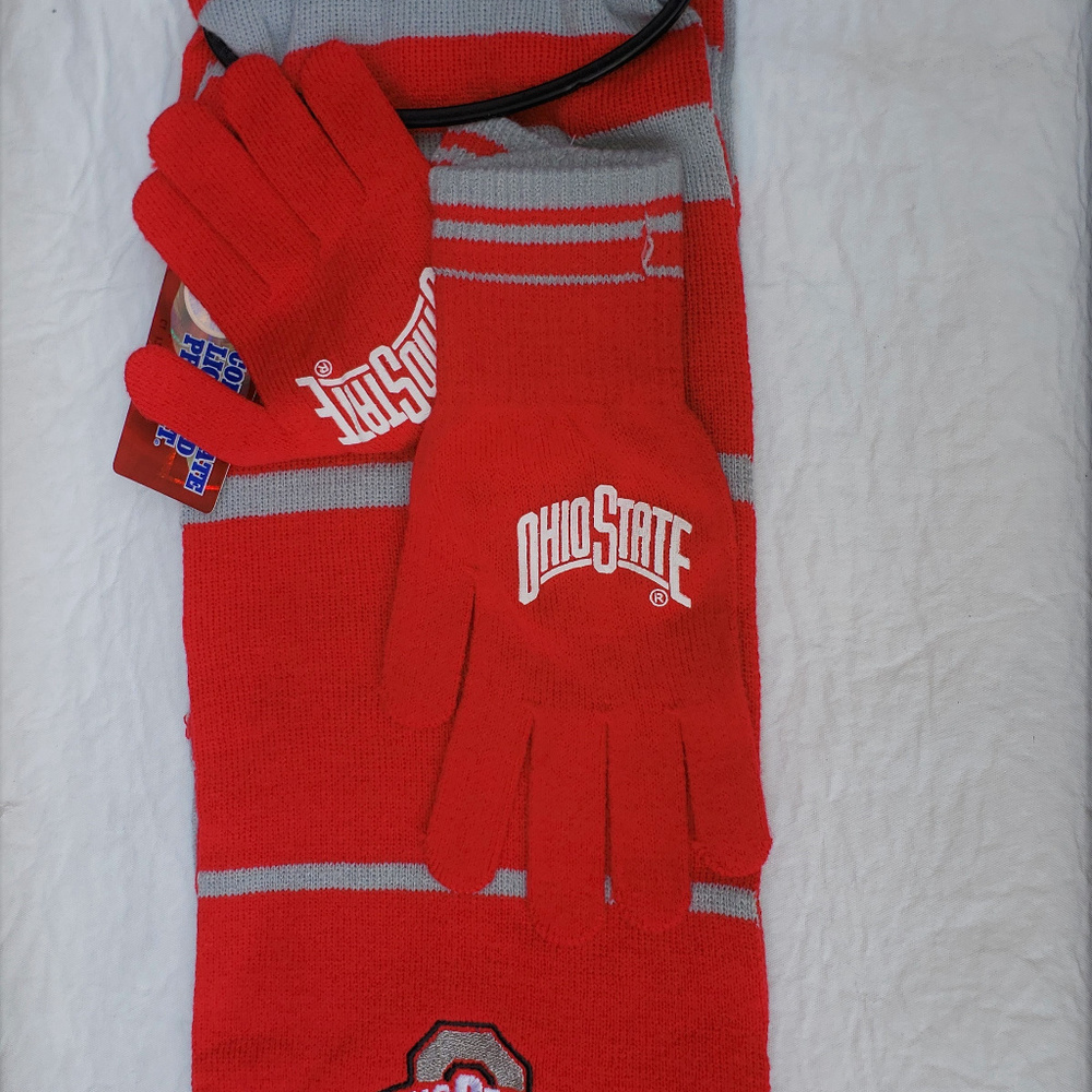 OHIO STATE BUCKEYES KNIT SCARF & GLOVES SET BRAND NEW 70" B Y 10"